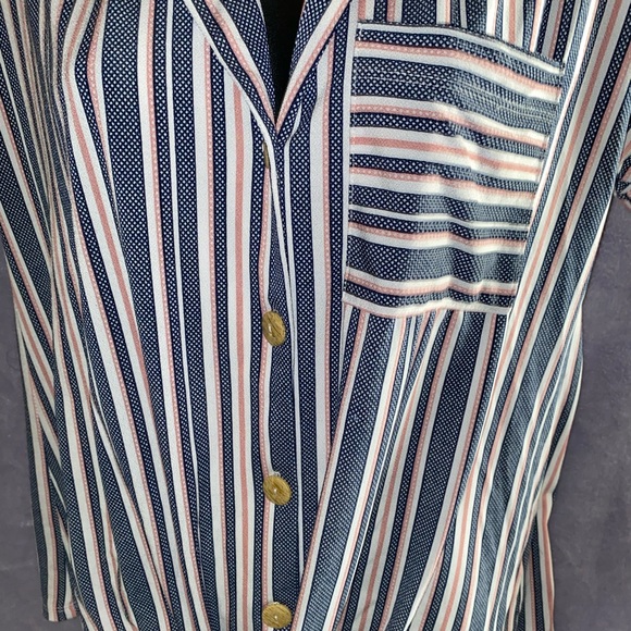 Striped Button top - Picture 2 of 5